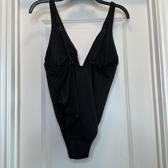NWT!! ANDIE Sardinia Black One Piece Swimsuit NWT Size Medium - Picture 5 of 8